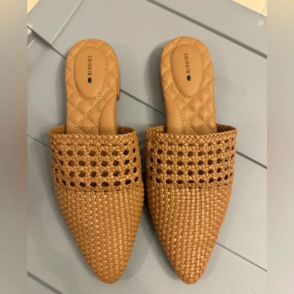 EUC Birdies Dove Woven Tan - Picture 1 of 7